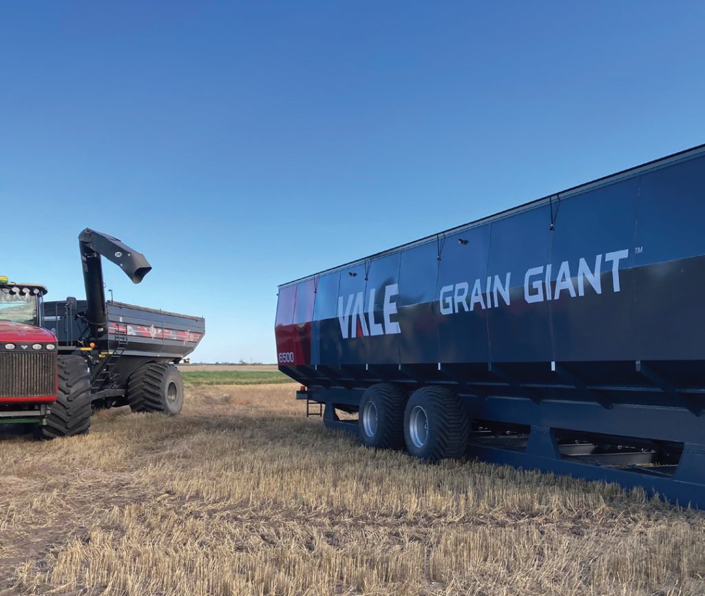 Grain farmers resort to giant storage bags to avoid cheap sales - Brainerd  Dispatch